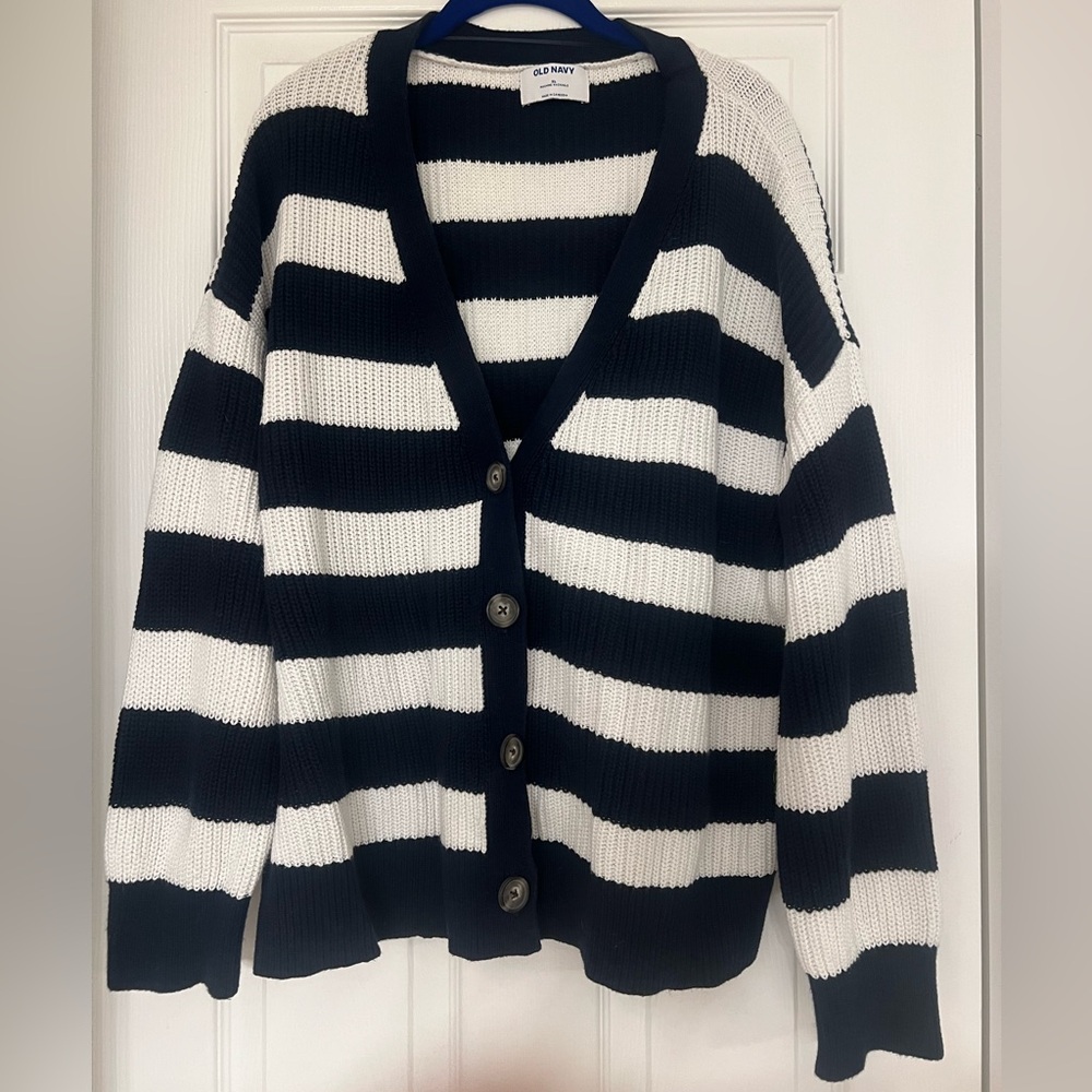 Old Navy Summer Women's Navy and White Striped Cardigan